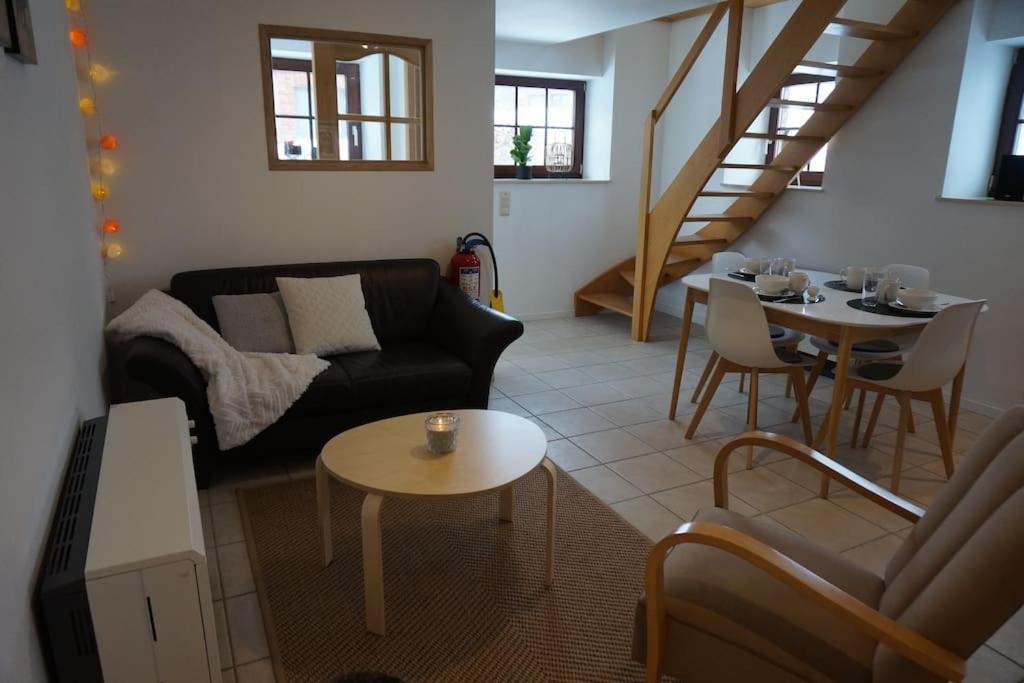 Le Walkoti - Cosy Cottage With 2 Bedrooms เวมส์ ภายนอก รูปภาพ