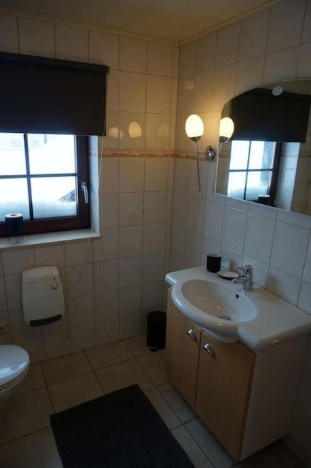 Le Walkoti - Cosy Cottage With 2 Bedrooms เวมส์ ภายนอก รูปภาพ